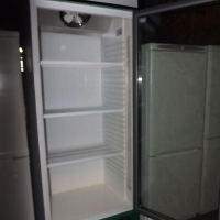 Продавам хладилни витрини - вертикални плюсови обслужени с гаранция