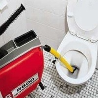 Отпушване на тоалетни канали сифони